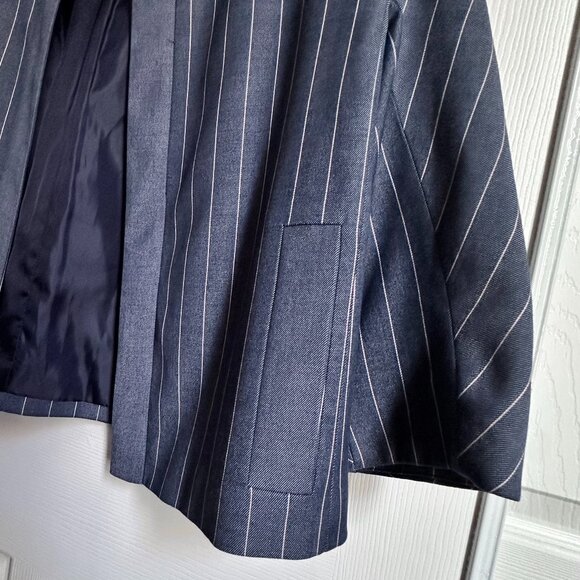 Women's Sz 6 Tommy Hilfiger Gray Pinstripe Open Front Cropped Collarless Blazer - Picture 7 of 10